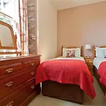 Bridge House With Private Hot Tub, *