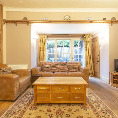 Bridge House With Private Hot Tub, Coniston